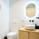 Design With Private Street Entrance