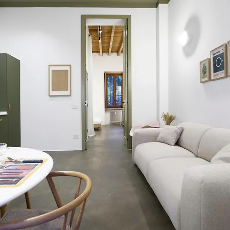 Design With Private Street Entrance *