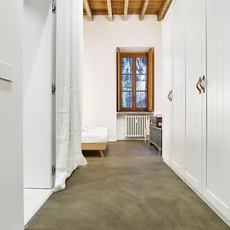 Design With Private Street Entrance * Milano